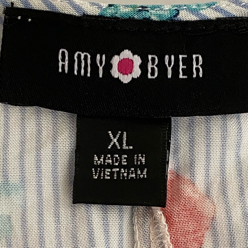 Any Byer xl girls top